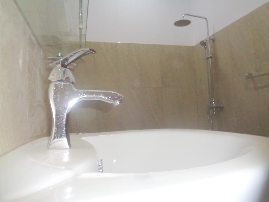 Isanka Lion Lodge سيغيرِيا المظهر الخارجي الصورة
