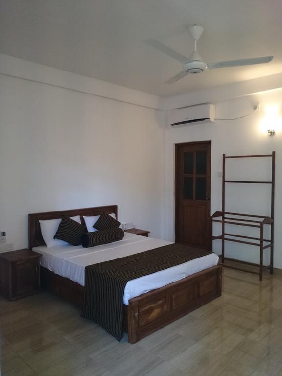 Isanka Lion Lodge سيغيرِيا المظهر الخارجي الصورة
